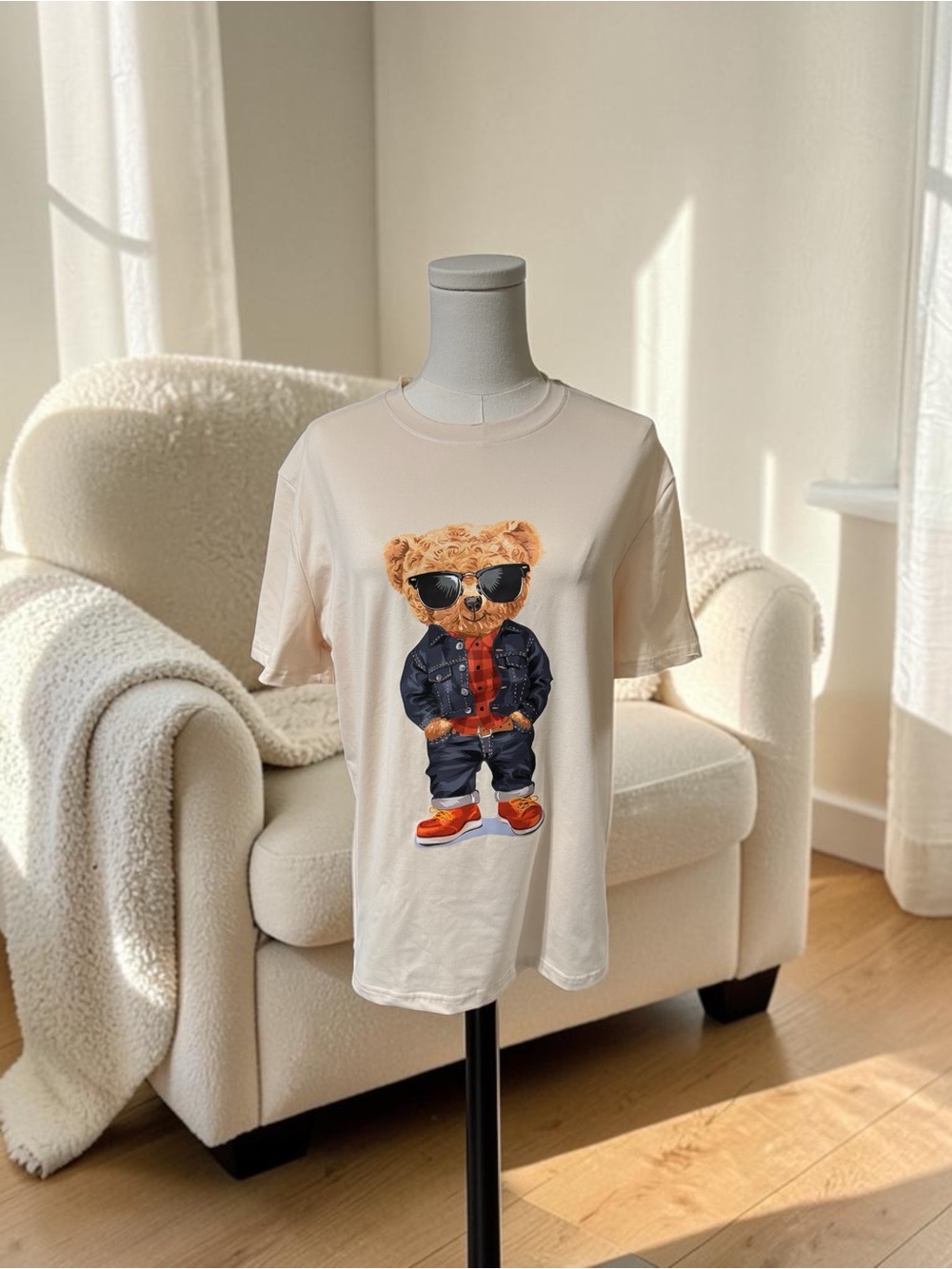 Boutique T-Shirt SZ SM NWOT